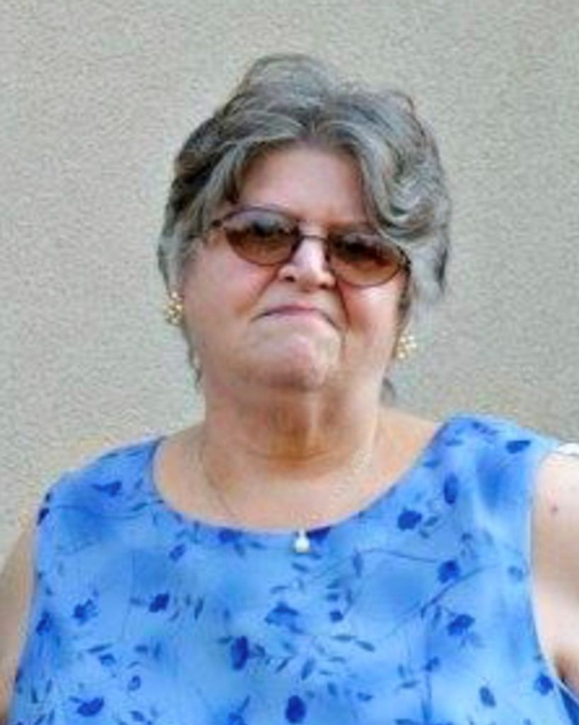 Elizabeth Carter Profile Photo