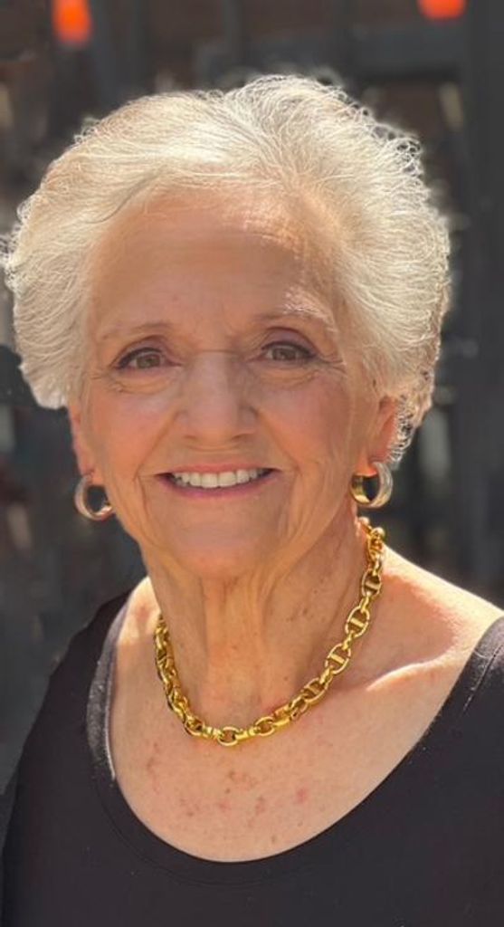 Brenda Tomlinson Profile Photo