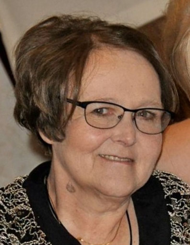 Carol A. (Mccullough)  Meeks