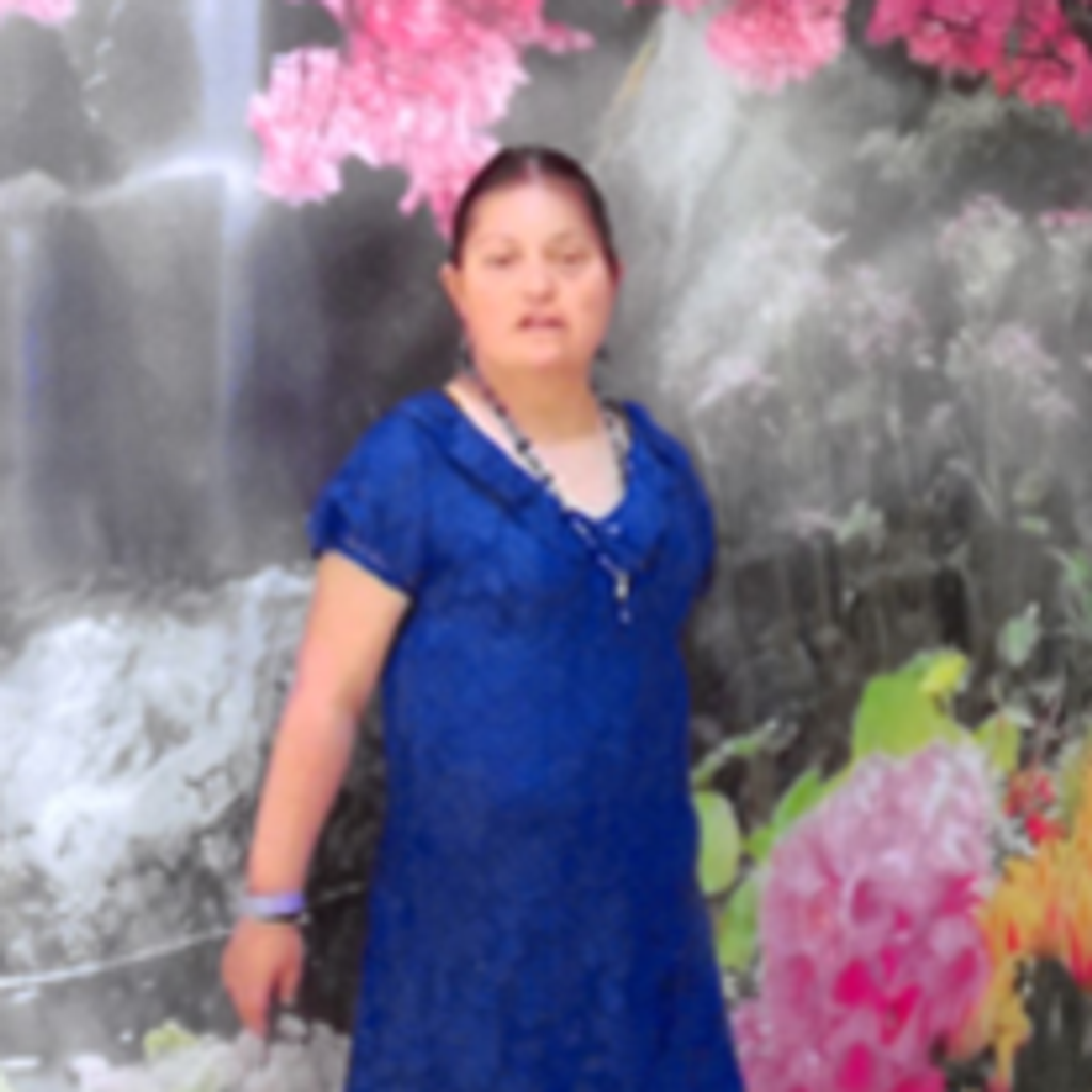 Juanita L Morales
