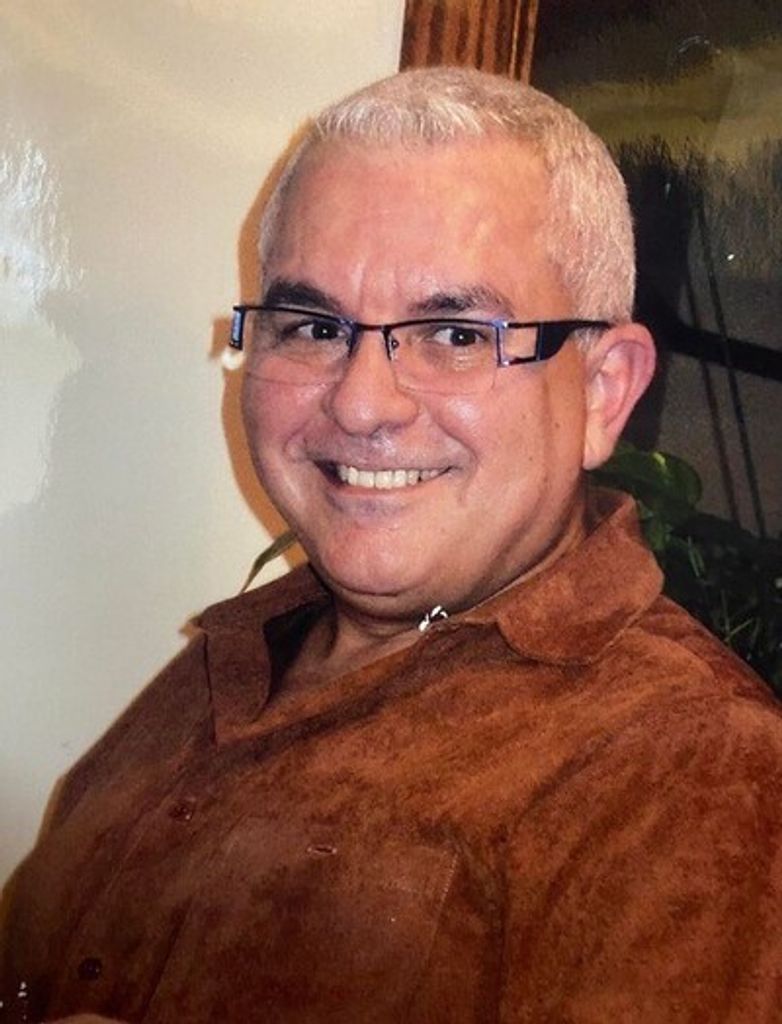 Luis Vidal Profile Photo