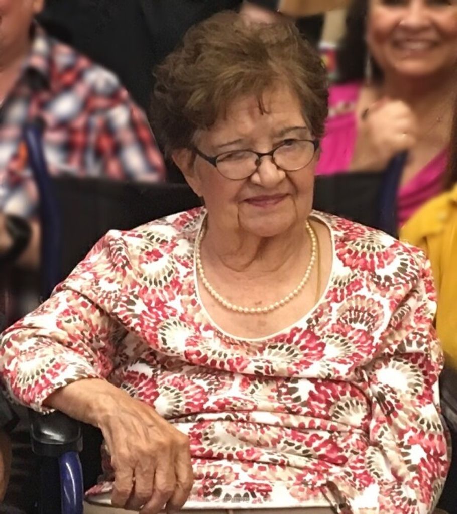 Charlotte Salas