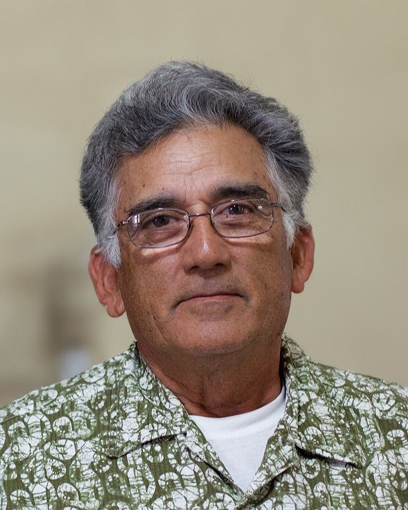 Raul M. Cisneros (Plainview)