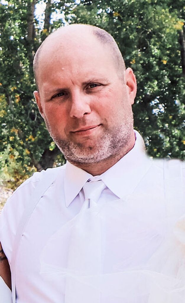 Tyler Michael Hoffer Profile Photo