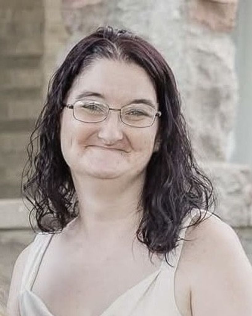Lydia Marie Schmidt Profile Photo