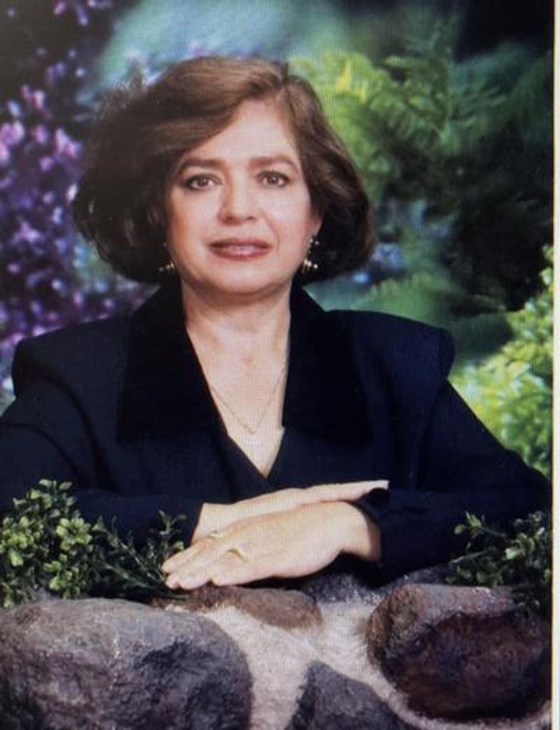 Maria Dolores Treviño Profile Photo
