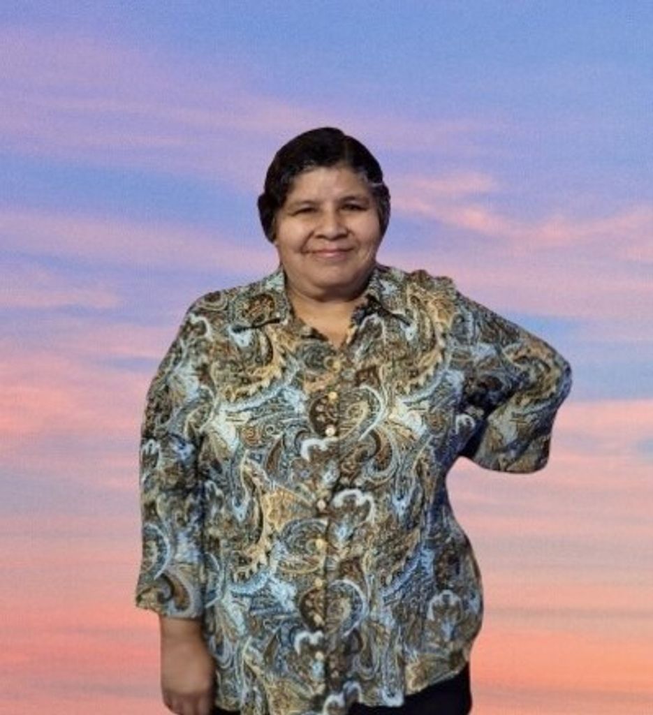 Modesta "Molly" Luna Profile Photo