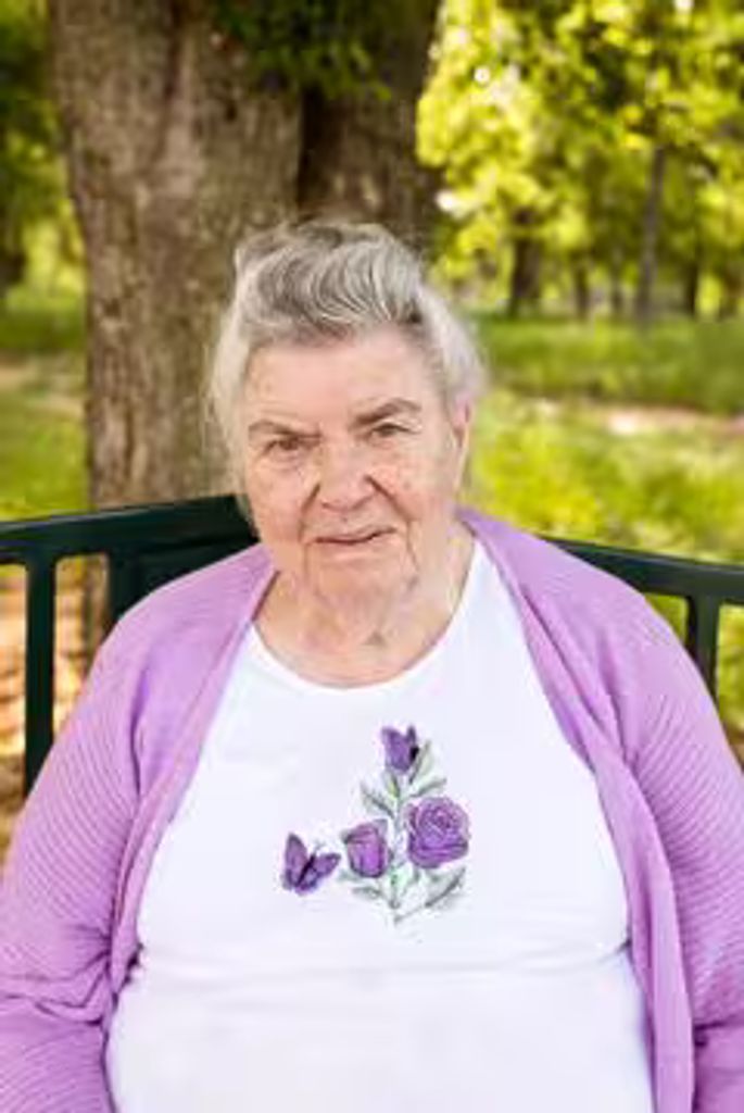 Lillie Mae Jones Profile Photo
