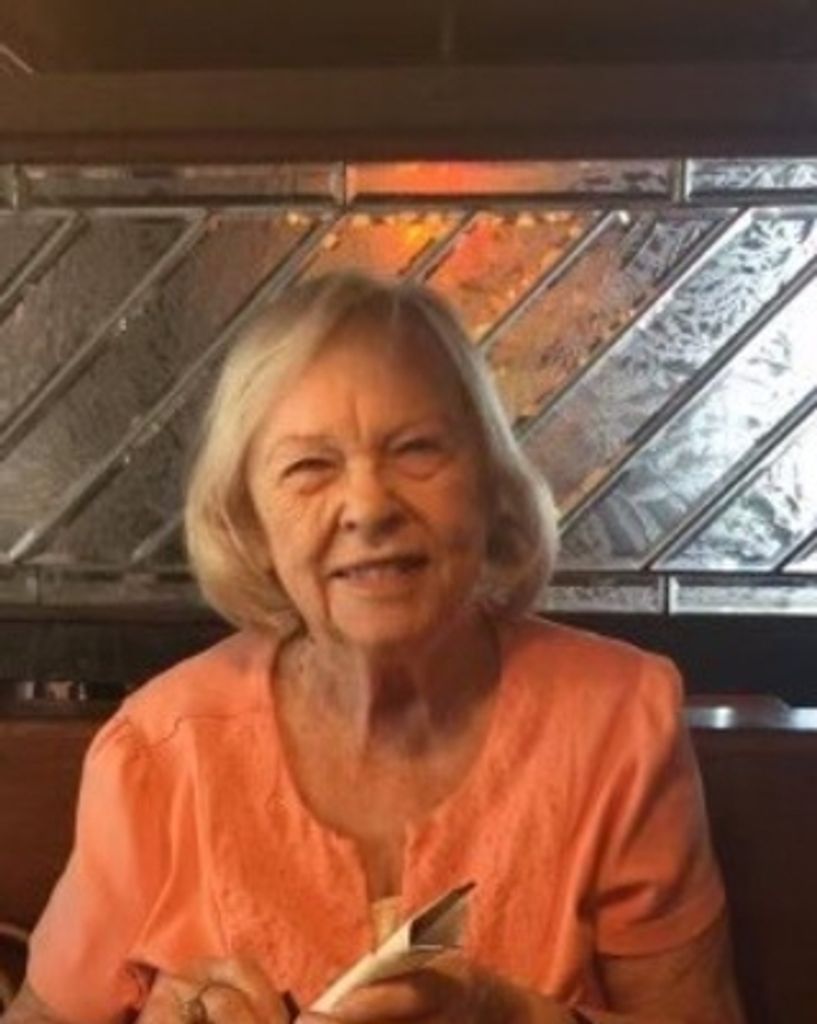 Helen Diercouff Profile Photo