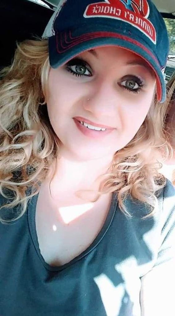 Caitlin Nicole Warfield Profile Photo