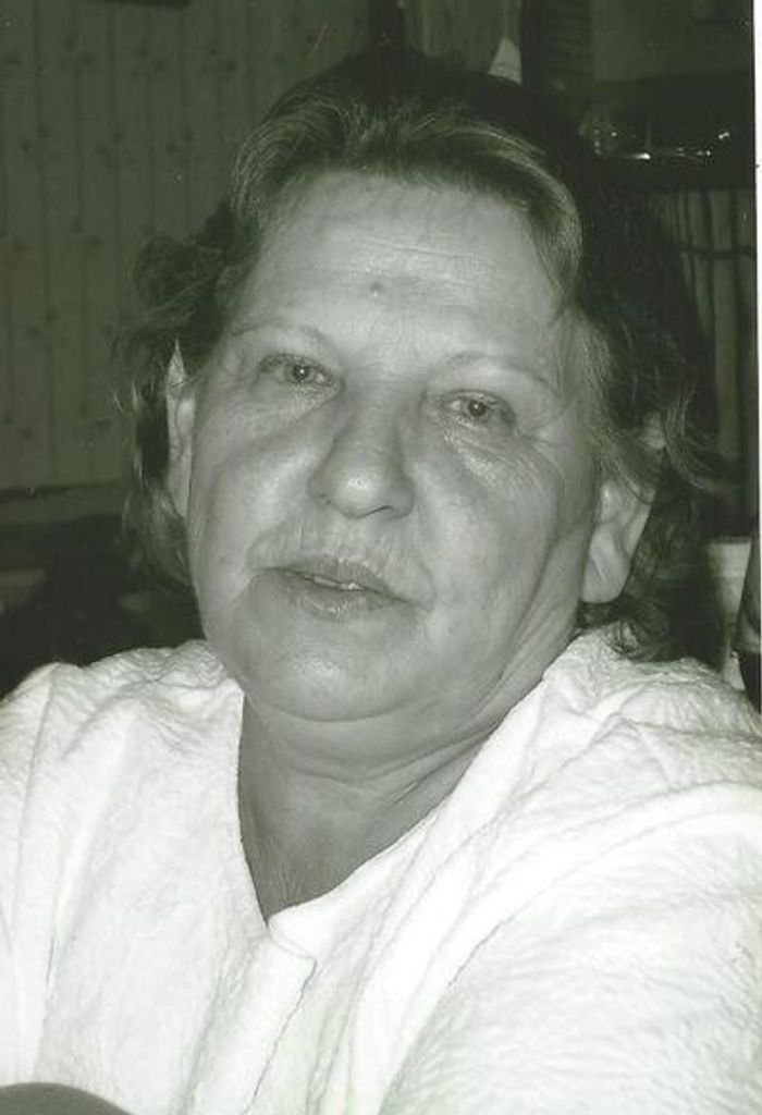 Glenna Dorena Short