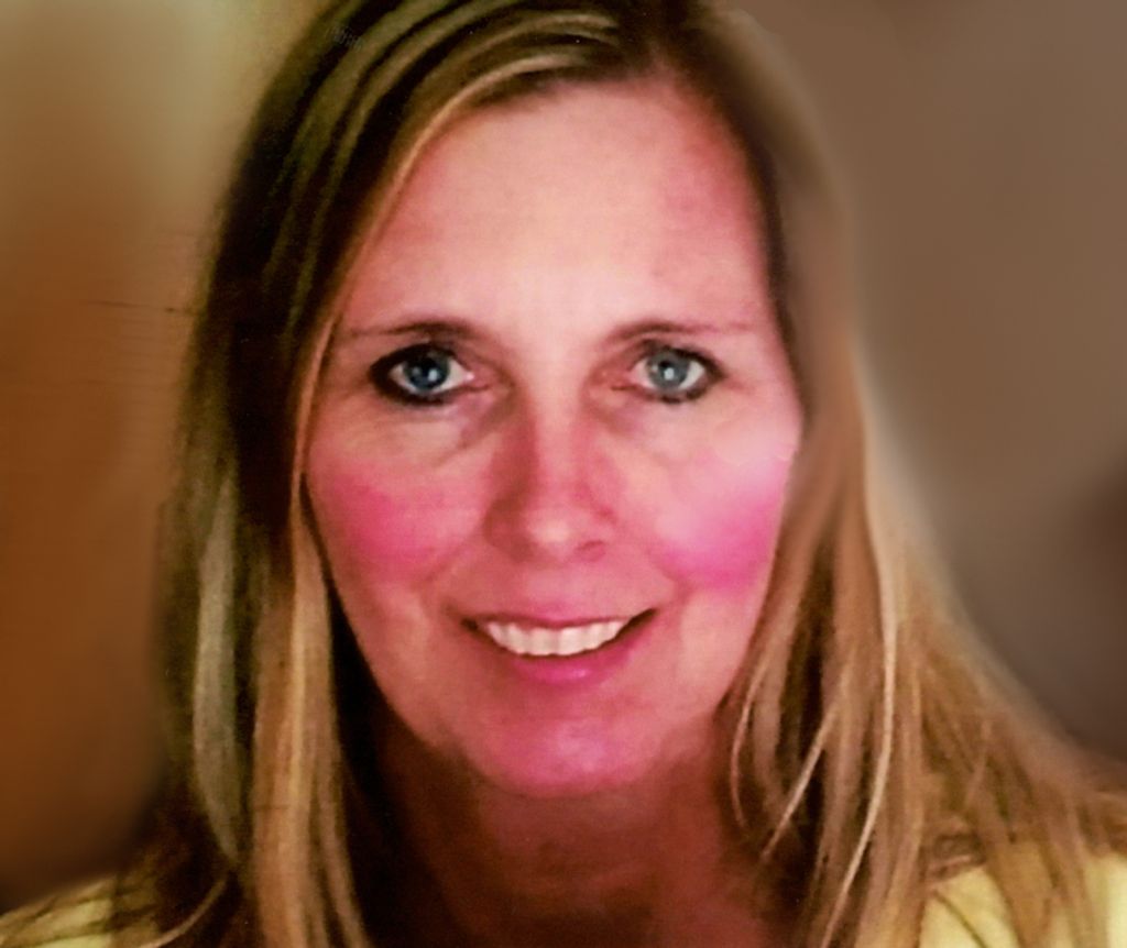 Catherine Lahtinen Profile Photo