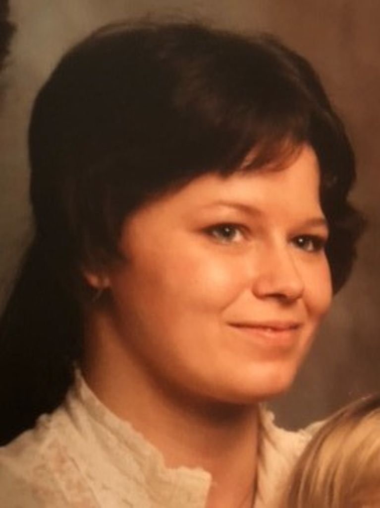 Julie Anne (Miraglia)  Somerton-Gority Profile Photo