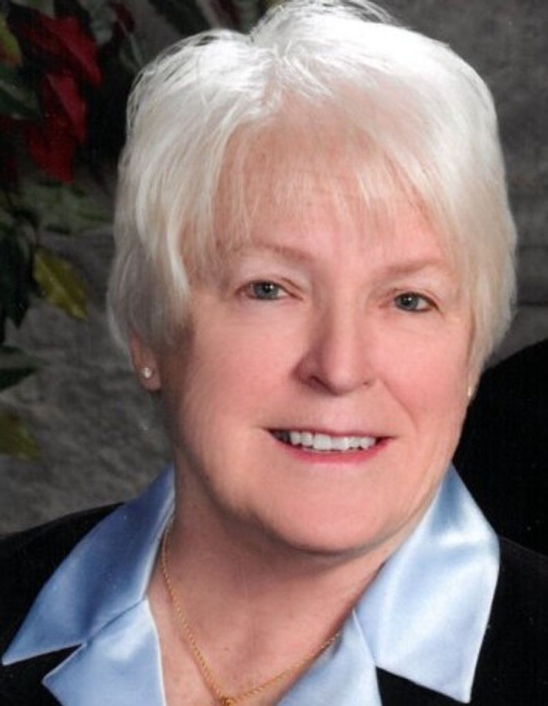 Maxine Vondersaar