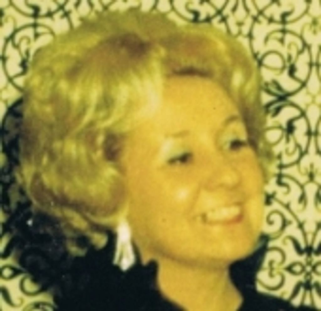 Shirley E. (Staples) Mackedon