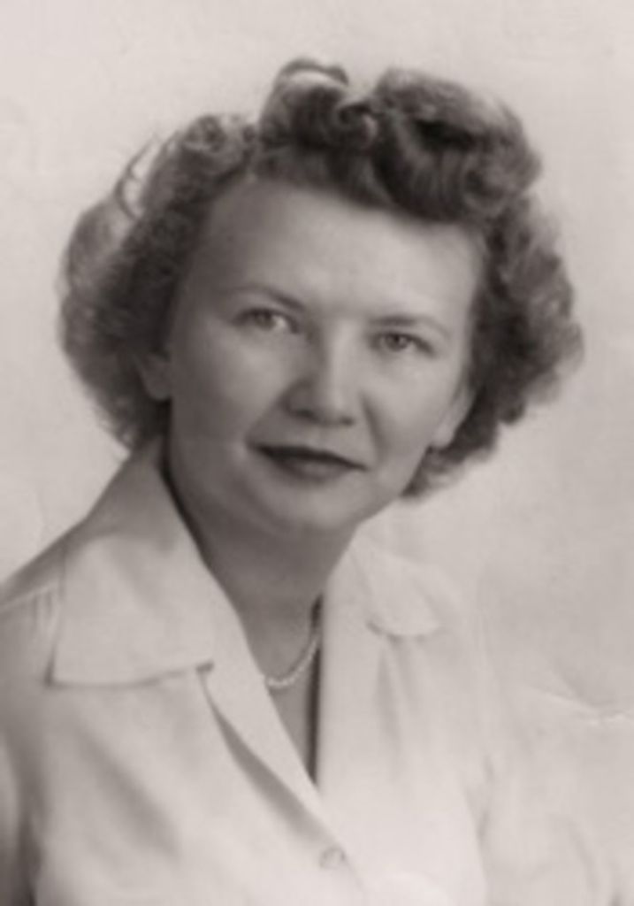 Elizabeth Edwards Cooper Profile Photo