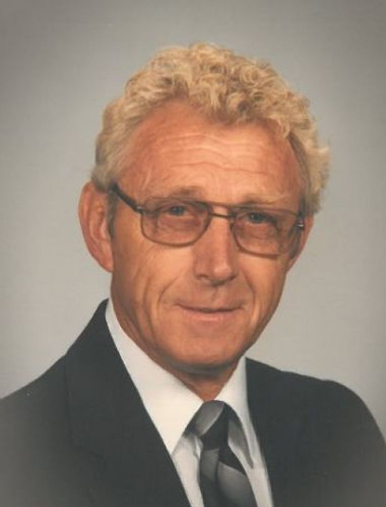 Maurice F. Hoxie Profile Photo