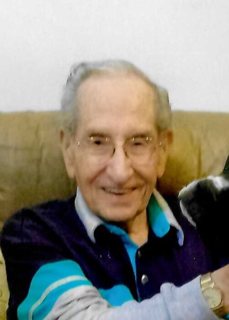 Daniel Latorraca Profile Photo