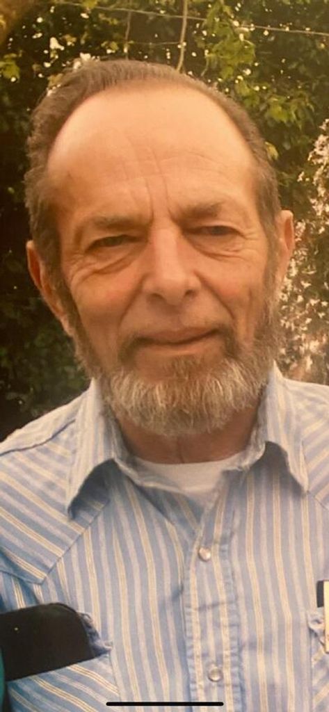 Julian Alexander Morinini Profile Photo