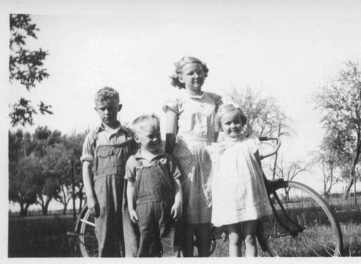 Marie Norlen photo gallery thumbnail 4 of 50
