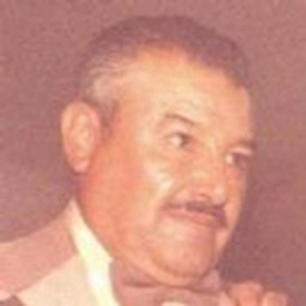 Librado DeHoyos Saenz