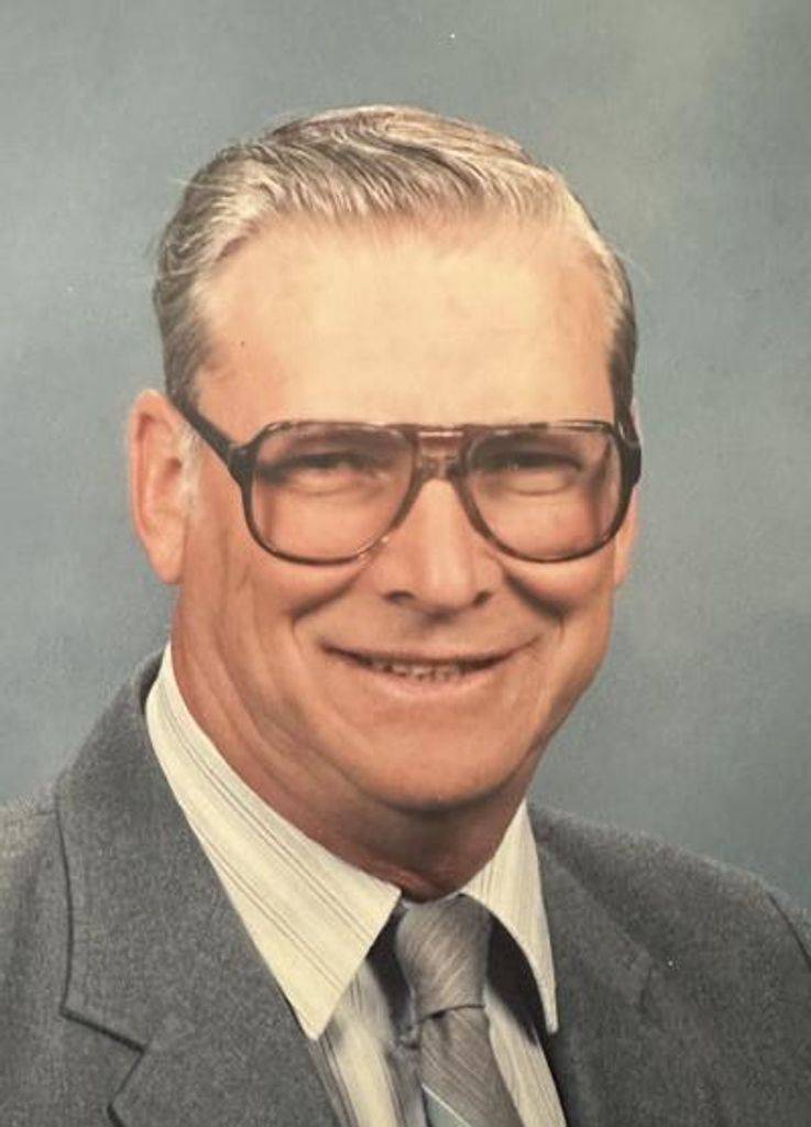 Robert E. Schnitzer Sr. Profile Photo