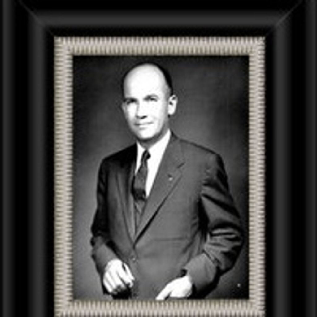 Dr Fred H Dunnebacke