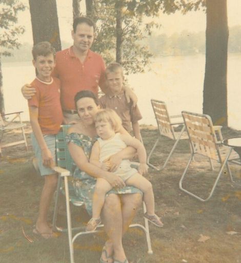 Ronald Travers photo gallery thumbnail 31 of 88