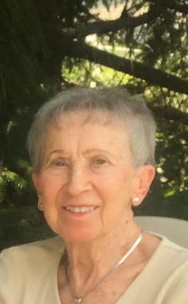 Rita M (Ocilka)  Papesh