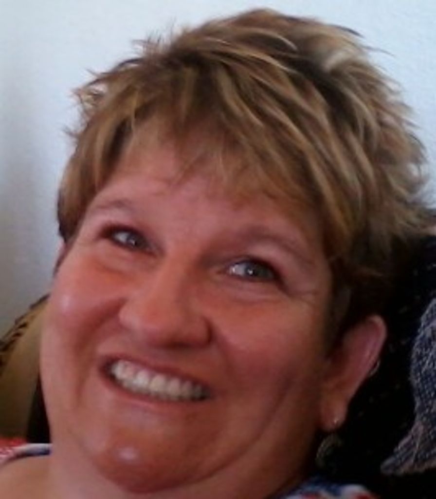 April Irwin Profile Photo