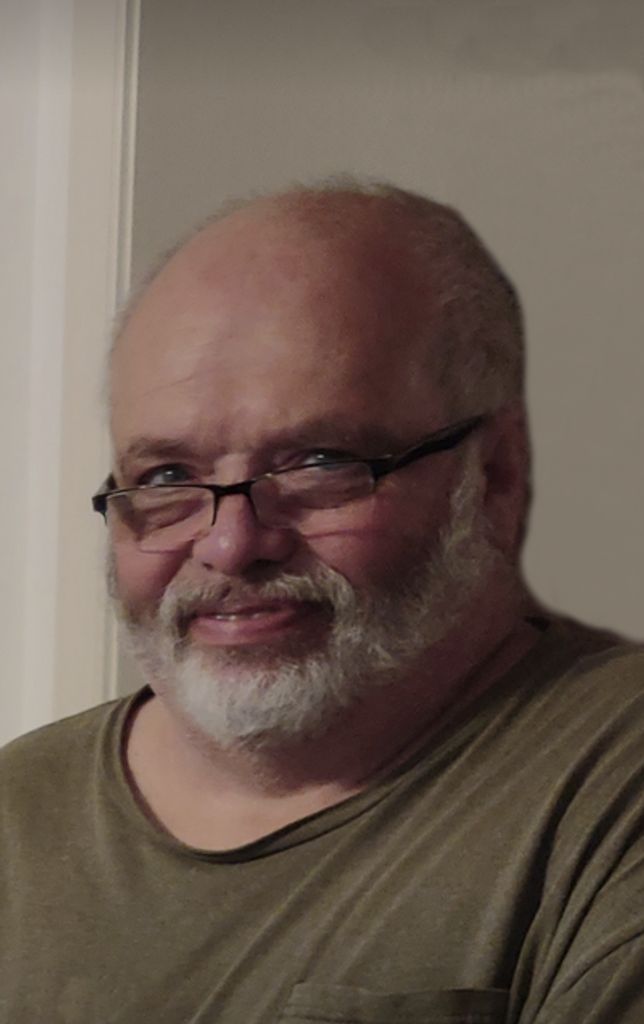 Michael Alan Trauger Profile Photo