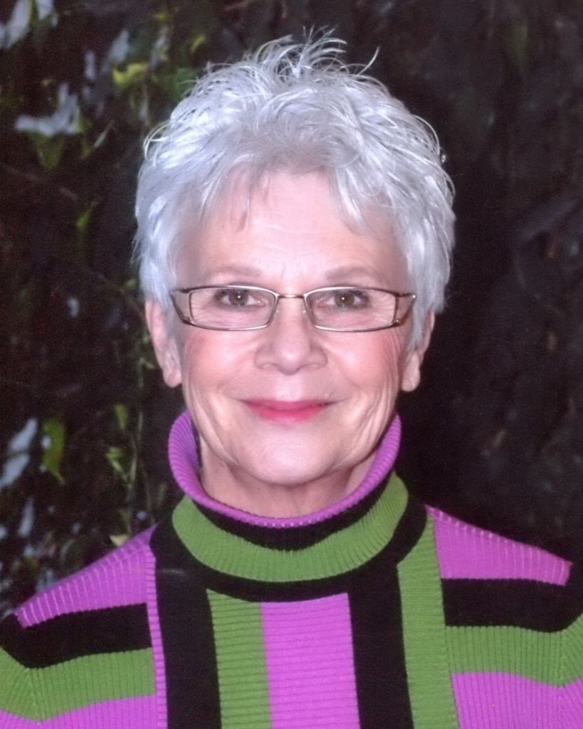 Joan Lucille Isaacs Smith