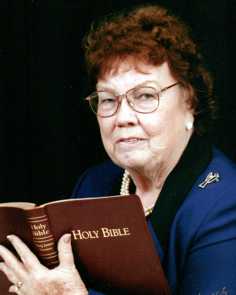 Glenda Robbie Champagne