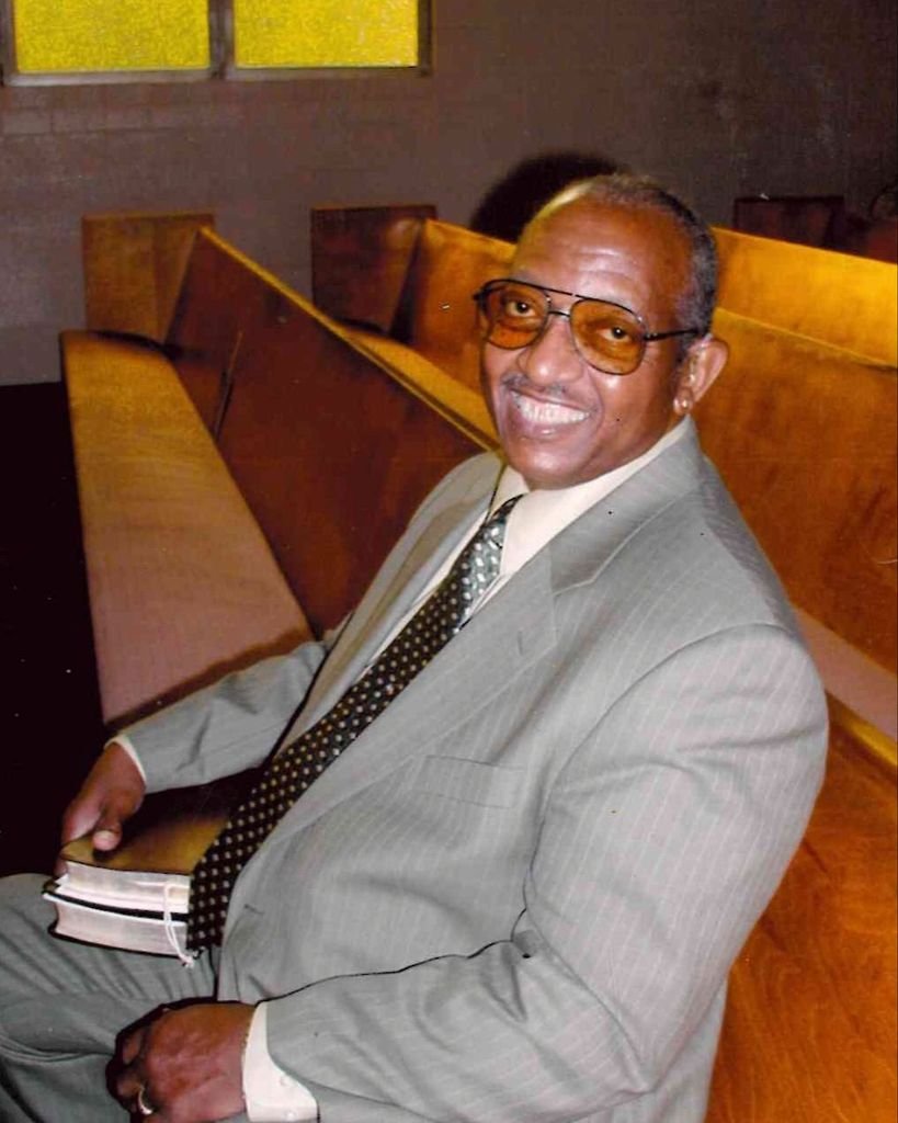 Robert Brown Profile Photo