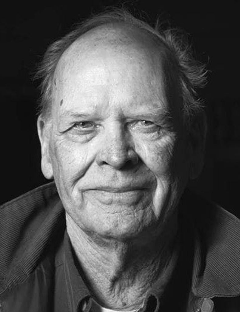 Ralph Edward Carlson