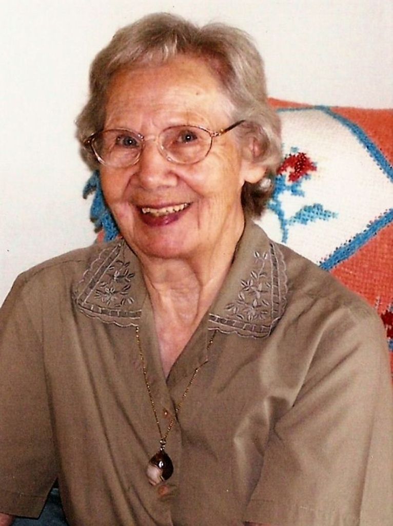 Maxine Alice Allert