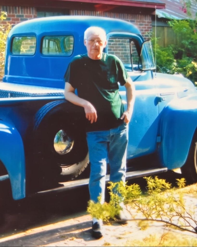 Walter Henderson DeVore Profile Photo