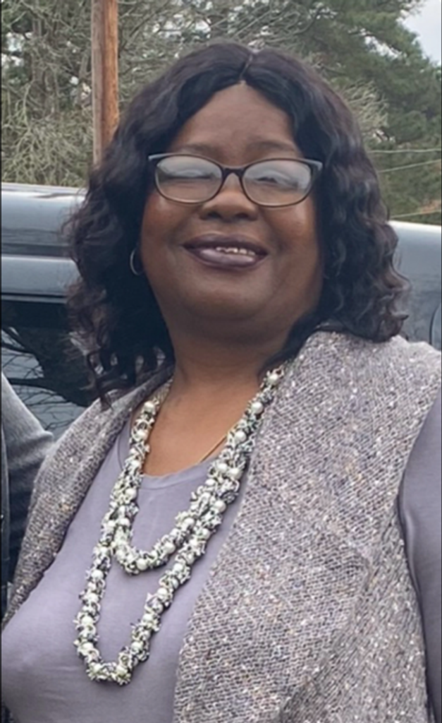 Brenda Teats Profile Photo