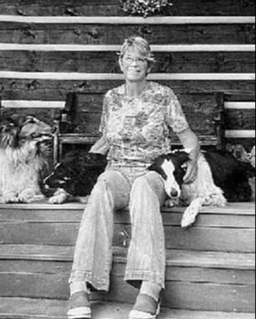 Mary "Muffy" MacKenzie Seaton