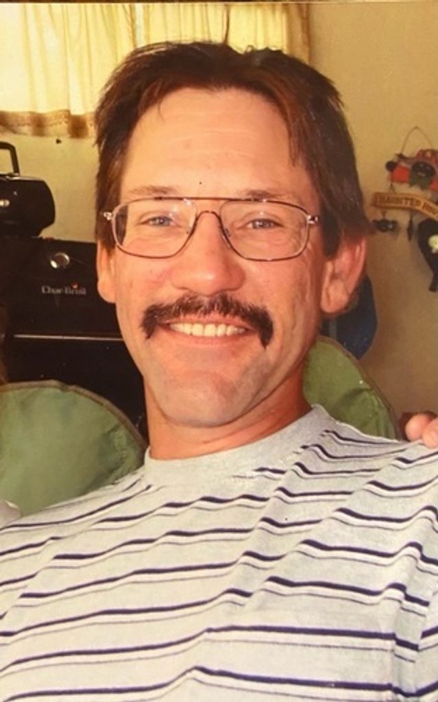 Daniel Lee Carnot Profile Photo
