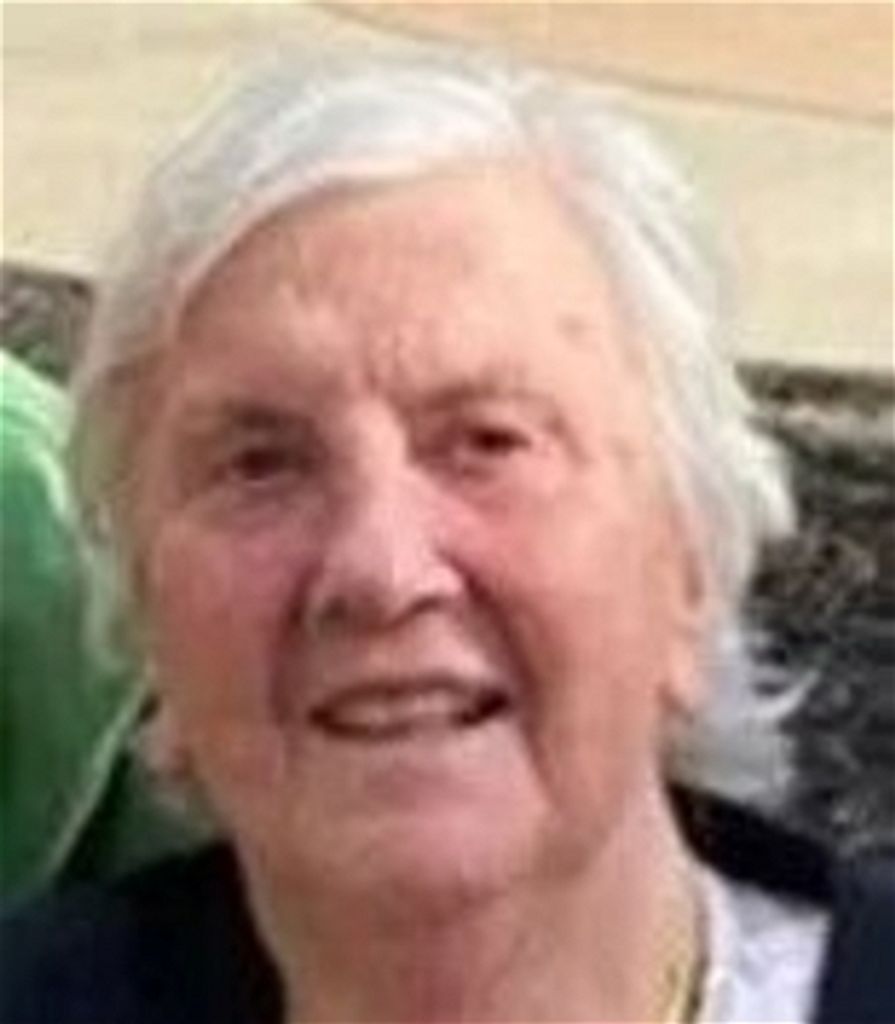 Luciana Iovine (Striano) Profile Photo