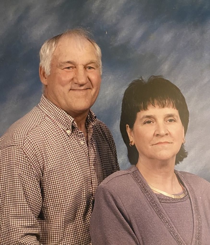 Clayton Wayne Mills Profile Photo
