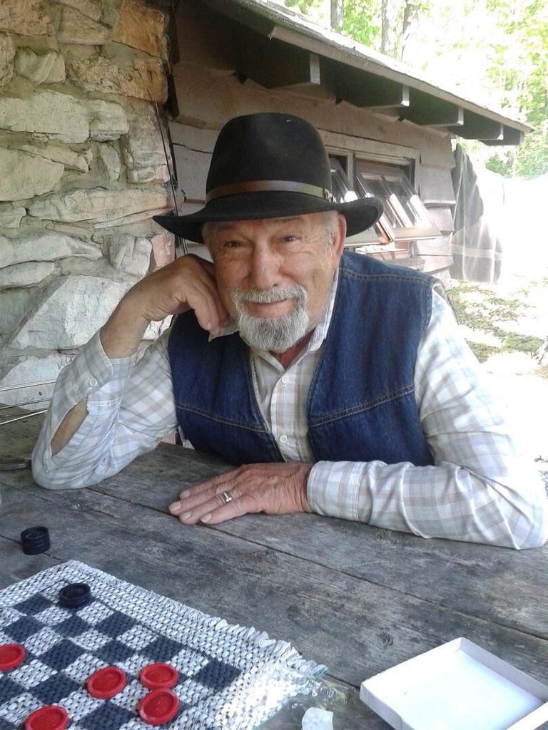 Salvatore Miccicke