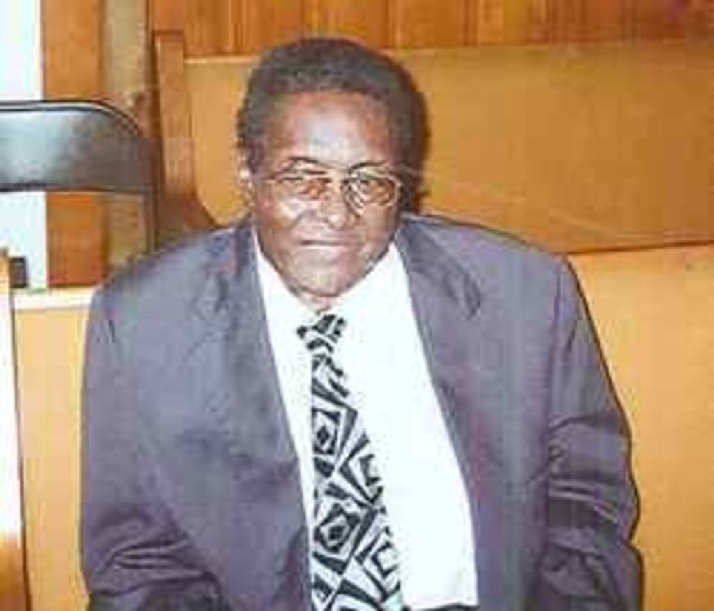 Elton James Toussand