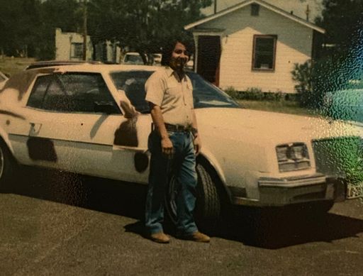 Juan Hernandez photo gallery thumbnail 5 of 129