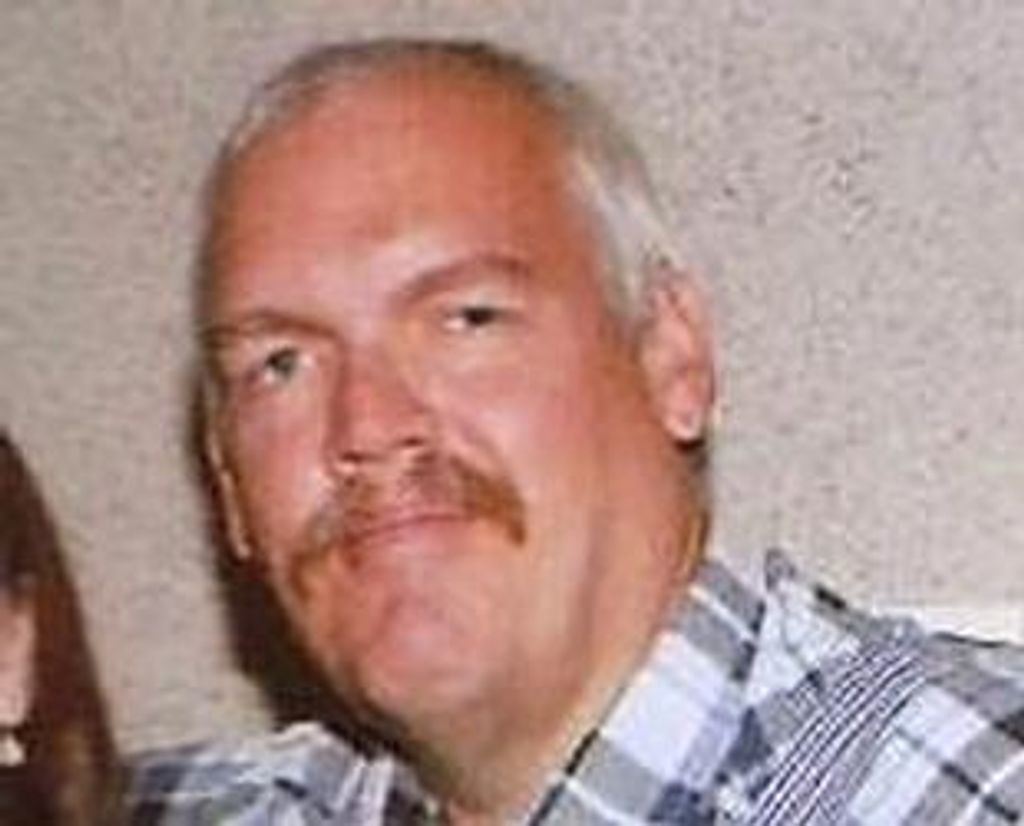 Rob Wade Connelly