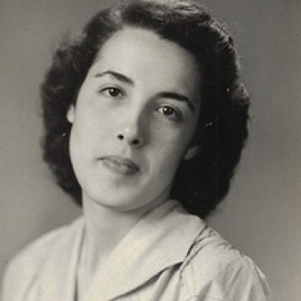 Estela Martinez Profile Photo