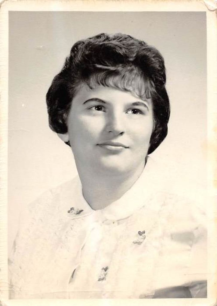 Mildred M. (Maroukis)  Mengel