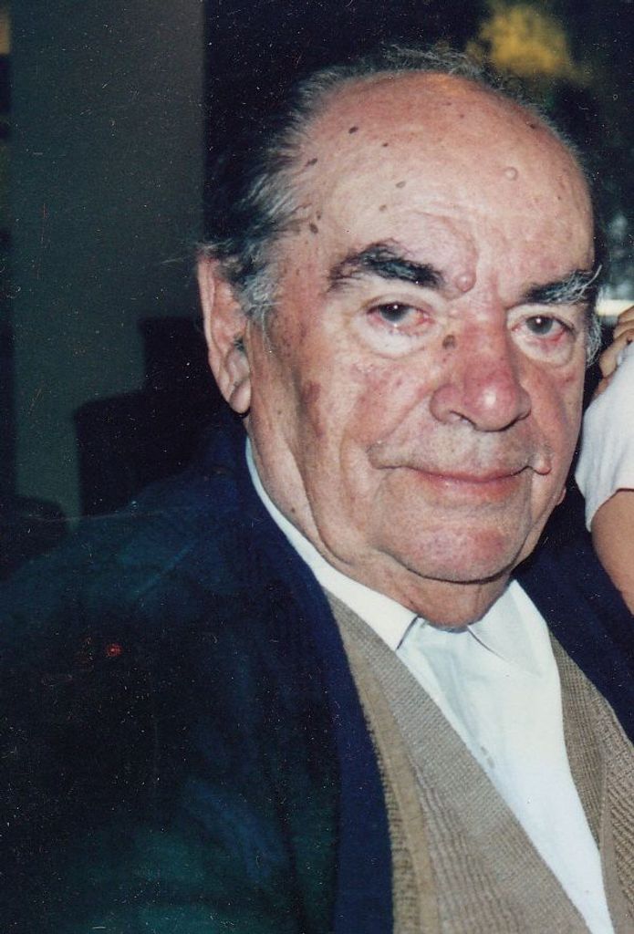 Alek Papadopoulos