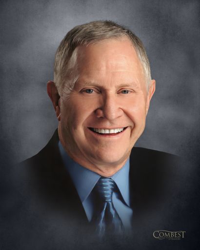 Bill G. Edwards, DDS's obituary image